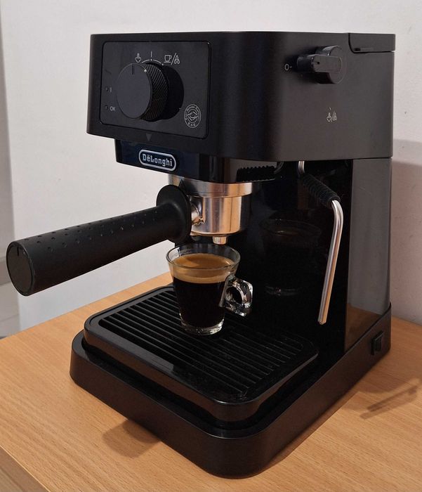 Кафемашина Делонги Delonghi Stilosa ec235