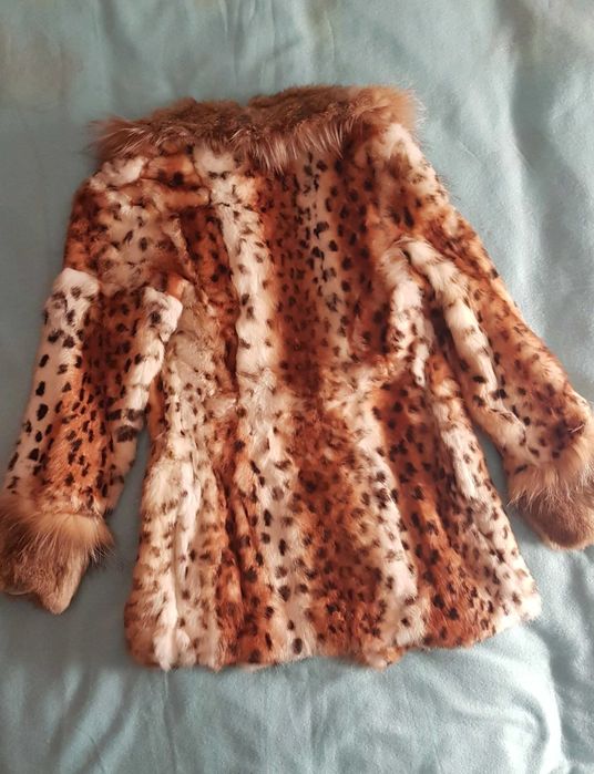 Атрактивно, ново дамско заешко кожухче, S