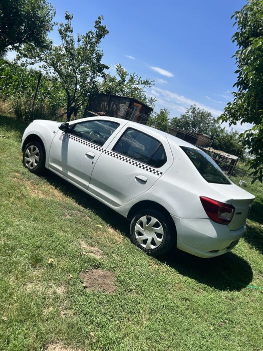 Vând Dacia Logan 2014