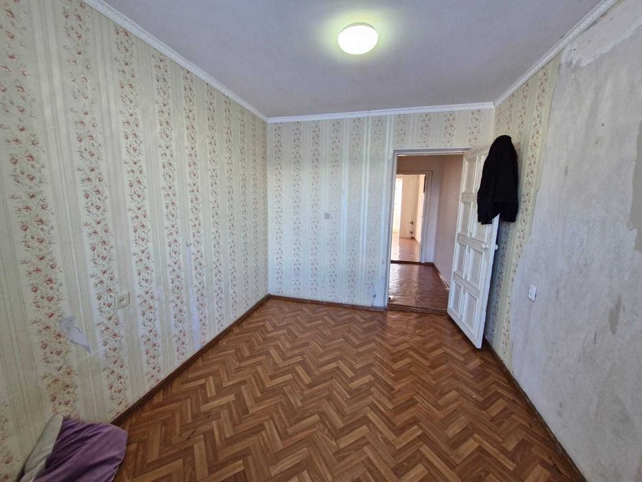 3-комнатная квартира 6мкрн