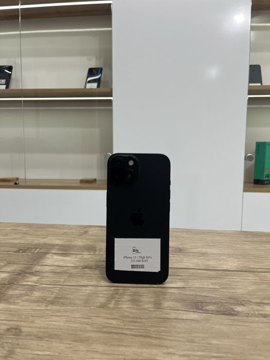 iPhone 15 (128gb)