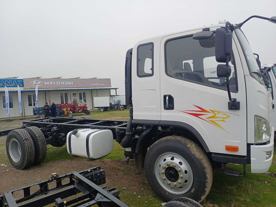 Грузовой автомобиль FAW Tiger V Цельнометаллический) ва бошка моделлар