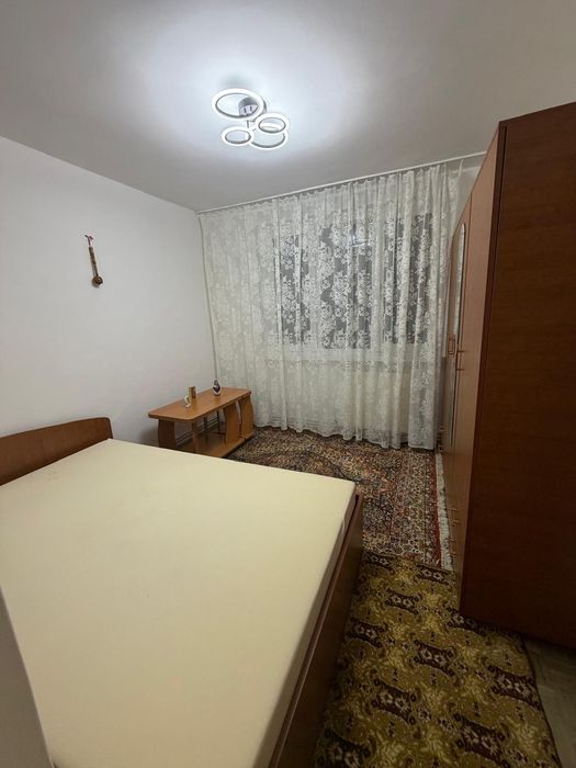 Închiriez apartament 3 camere Trivale, Pitești