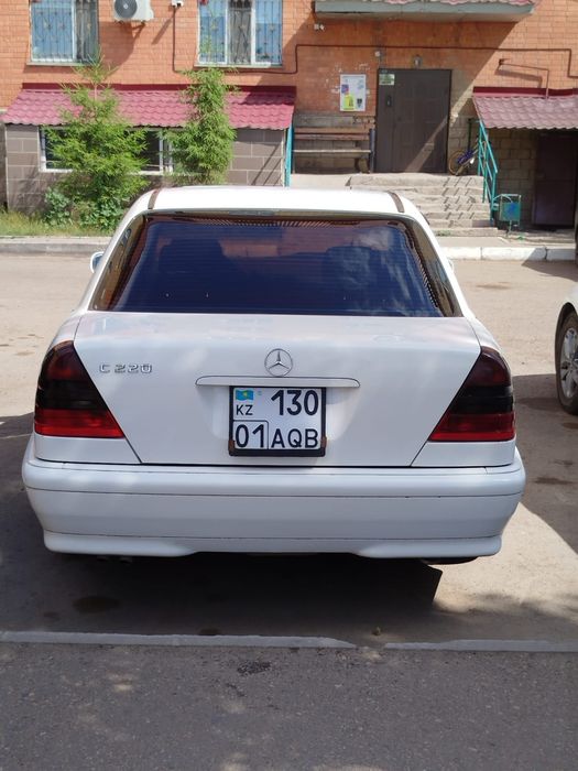 Mercedes-Benz C 220