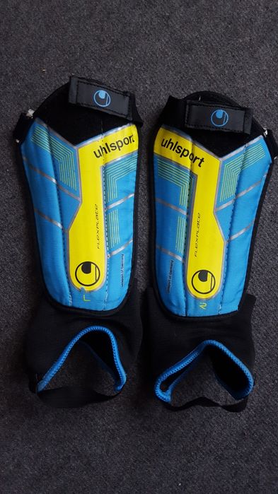 Кори за футбол .