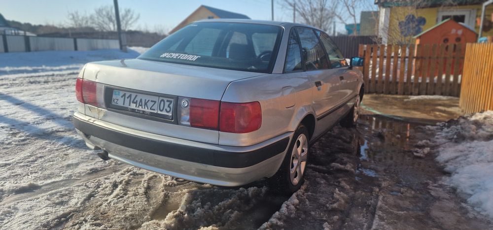 Продам ауди 80 B4