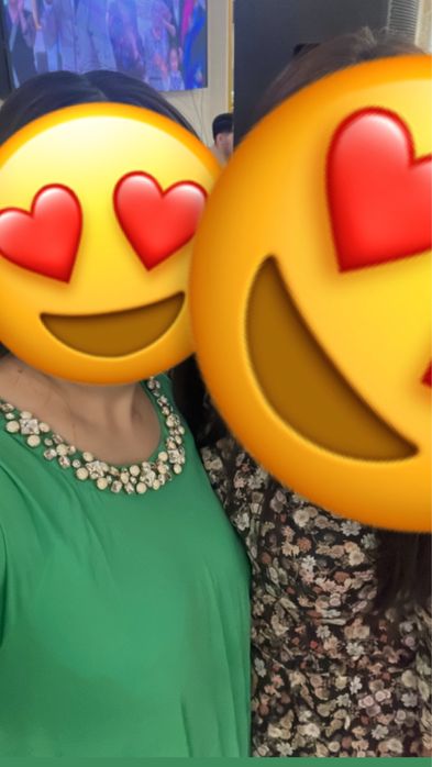 Продаю красивое зелёное платье