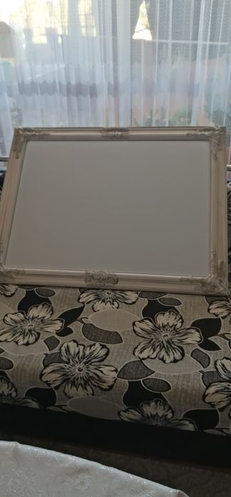 ОГЛЕДАЛО със сребриста рамка 90на70