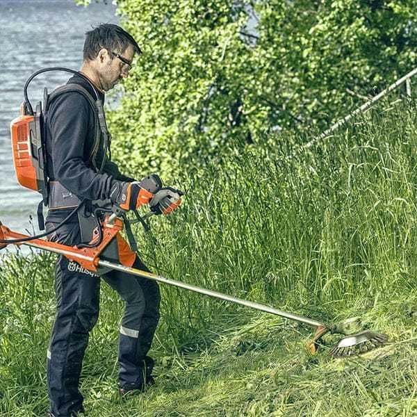 Универсална Стоманена Приставка за Тример за трева WerkBull