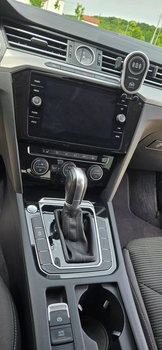 Volkswagen ARTEON Model 2018. Stare foarte bună, km putini, revizii in reprezentanta