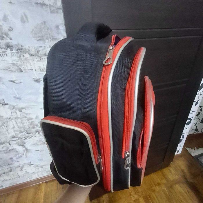 Продаётся рюгзак для мальчиков