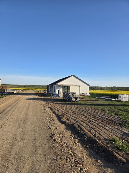 Casa Noua De Vânzare