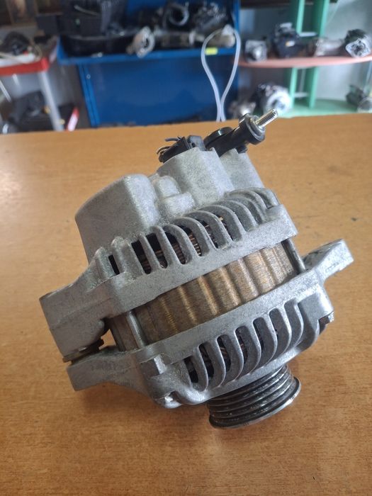Alternator Suzuki Splash Opel Agila 1.2 1.0i benzină  2008>>