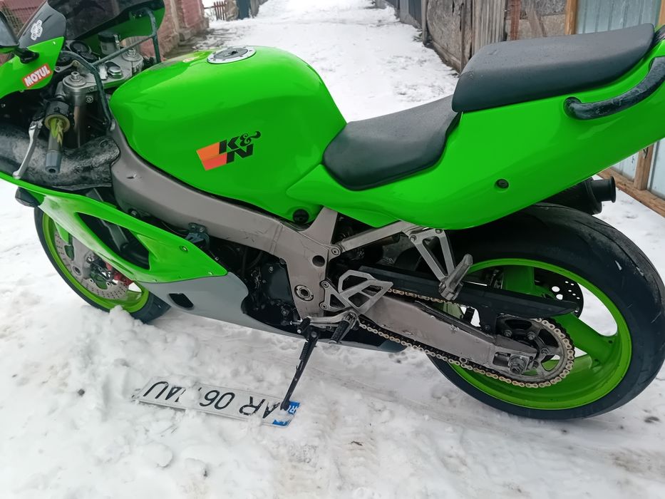 Kawasaki Ninja ZX7R 750p