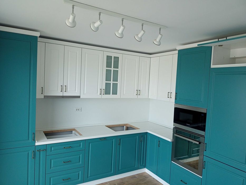 Mobila la comanda/montaj mobila