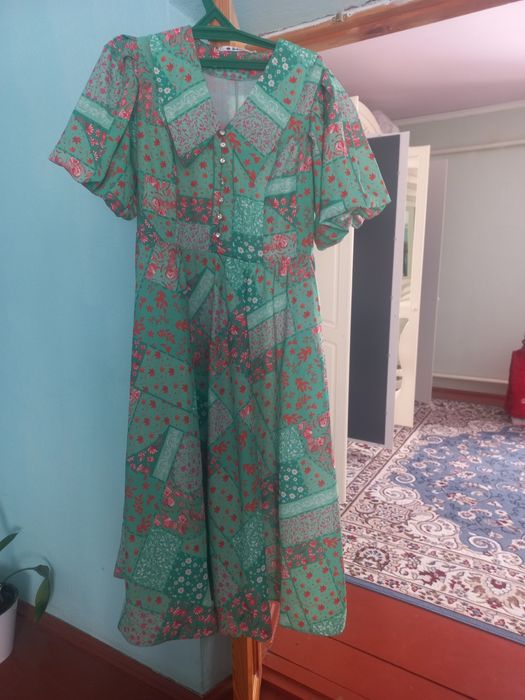 Платья вечерние..