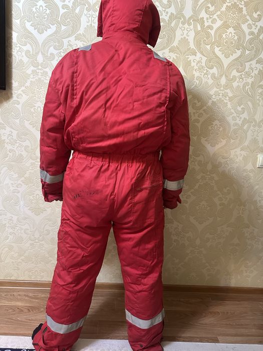 Продам зимний комбез