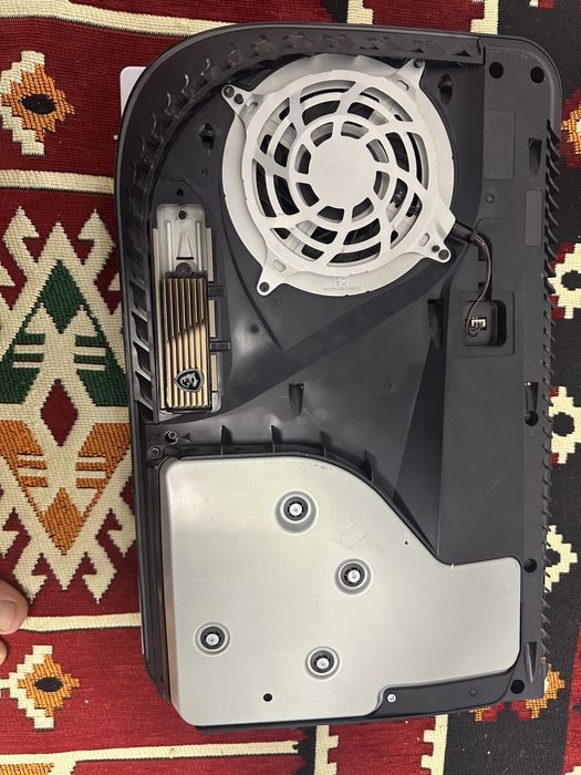 Продается ps 5 все в комплекте