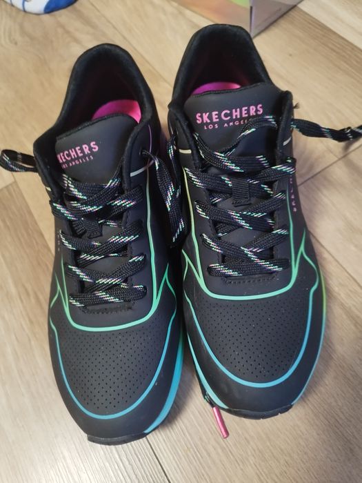 Skechers маратонки 40