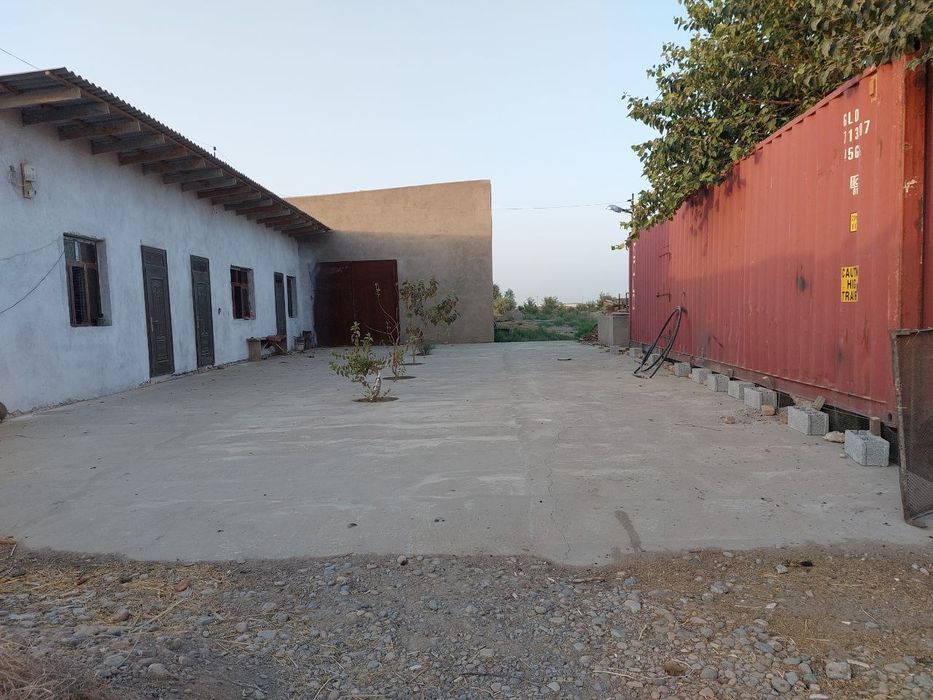 Ферма сотилади 10 хона уйи 3 гектар боги бор