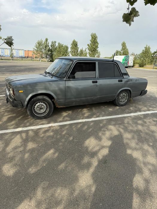 Машина сатылады 700 мын