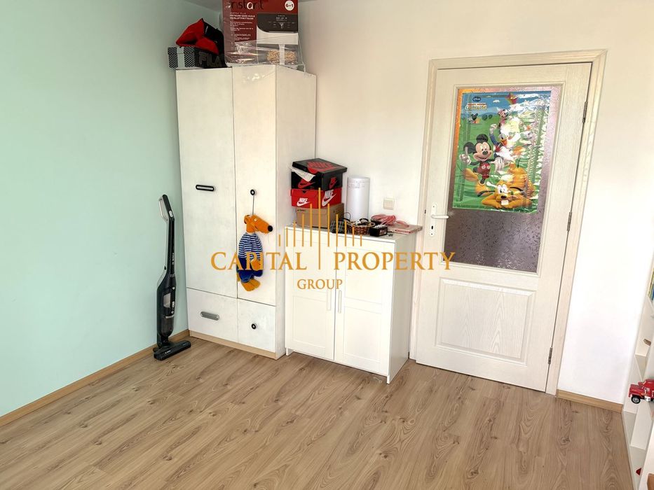 Многостаен в Варна-Цветен площ 150м2