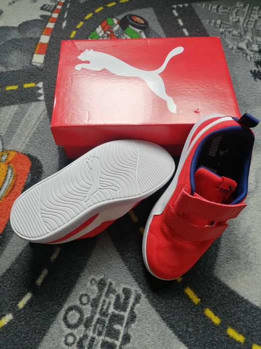 Маратонки PUMA номер 32.5 +подарък ЯКЕ