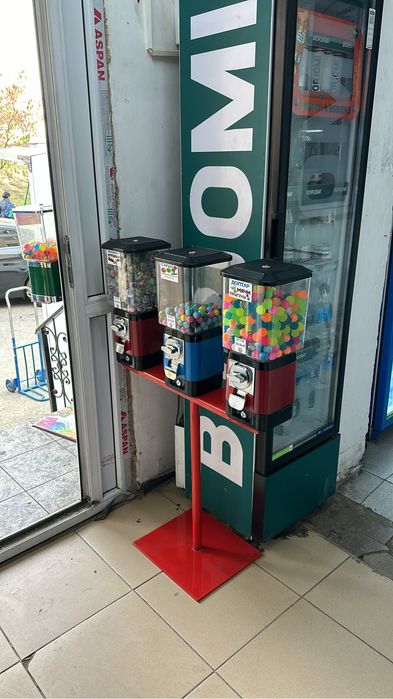 Торговый аппарат вендинговый