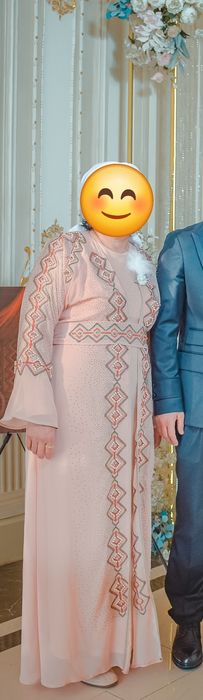Продам платье в хорошем состоянии