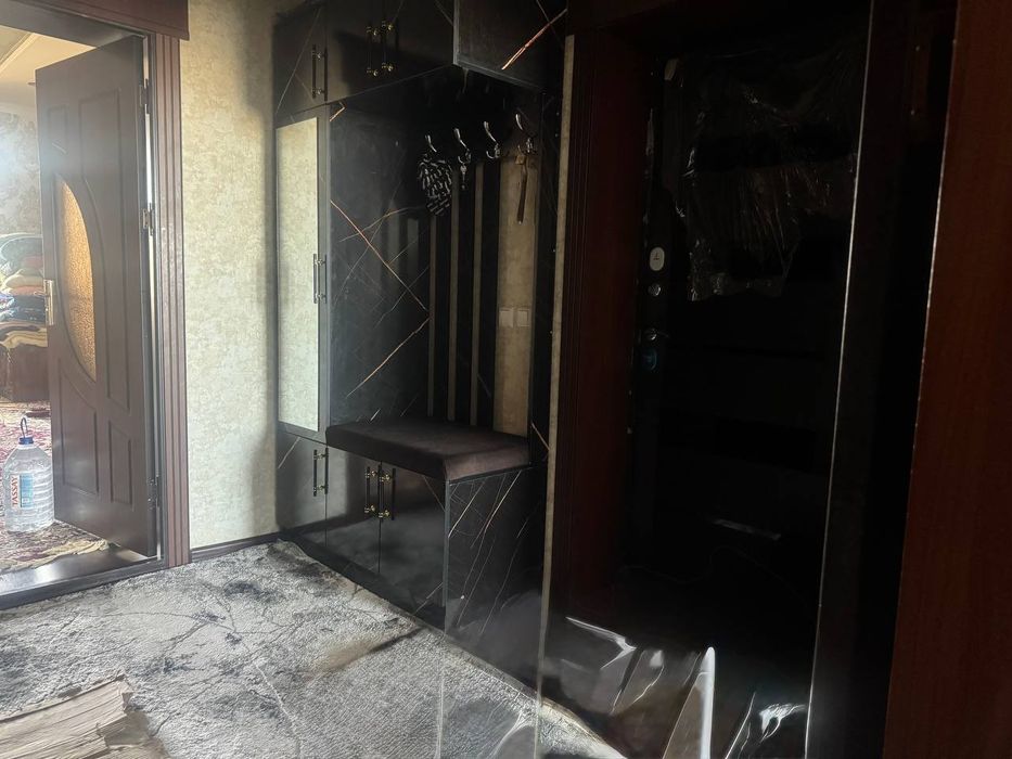 Продается двухкомнатная квартира в центре города