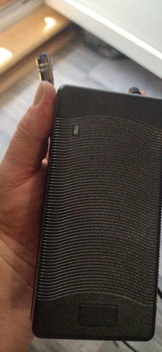 Incarcator yamaha haibike 36v(42v 4a )