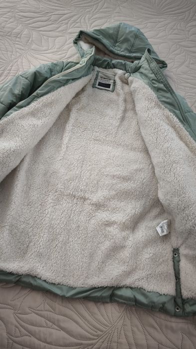 Куртка на девочку 12-13 лет