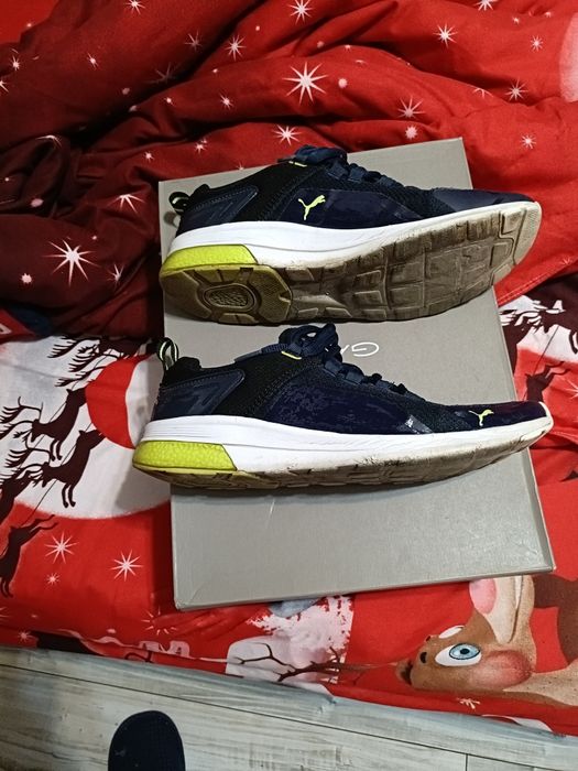 Adidași puma de sala