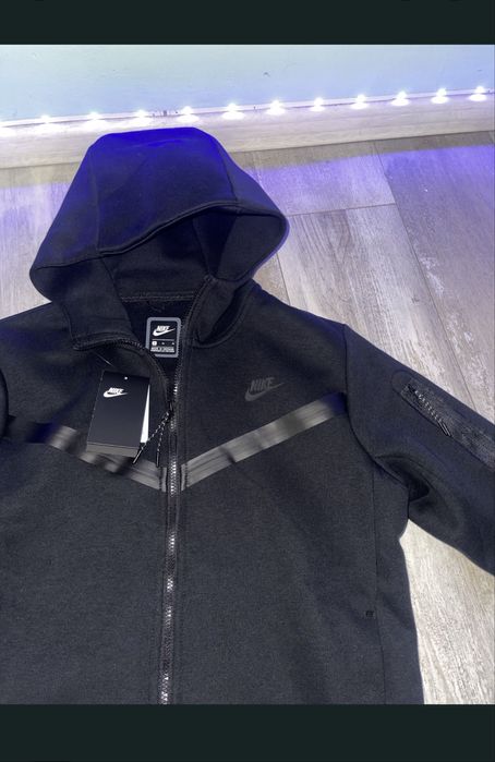 Nike tech fleece