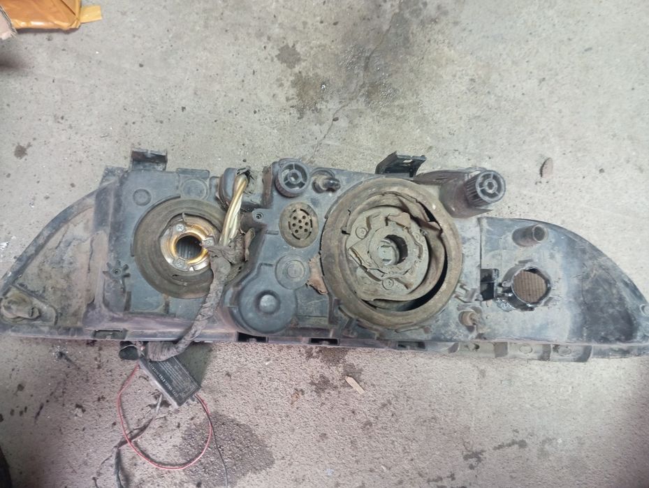 БМВ е39 фара до рестайлинг