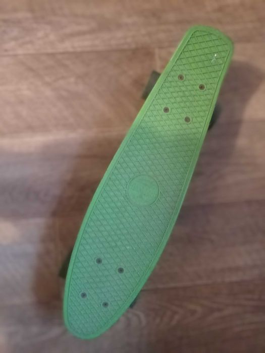 Скейт в очень хорошем состоянии