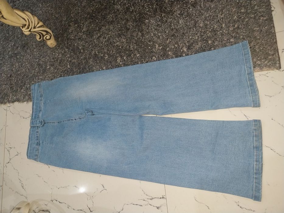 Vând blugi fetițe cu pietre