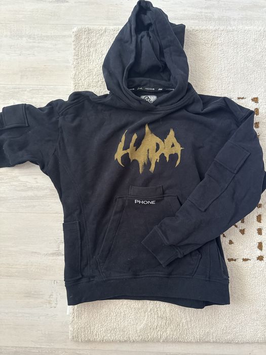 Панталони, годнища на Luda