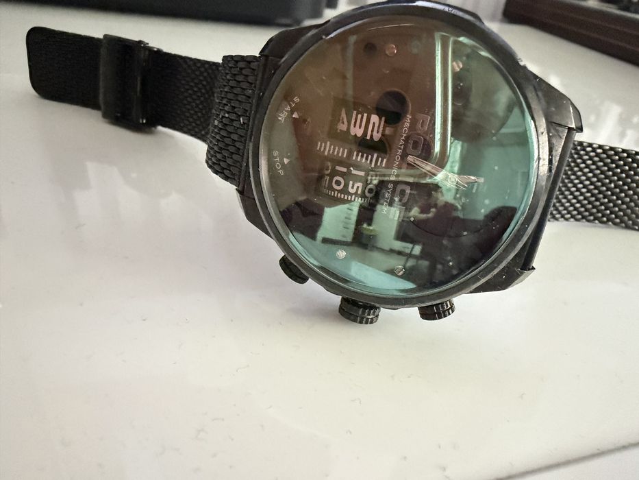 Police watch нов модел