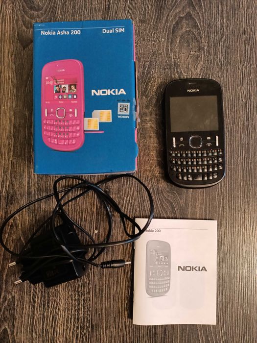 Сотовый телефон Nokia Asha200 на 2 симки. Торг. Обмен на с/х продукцию