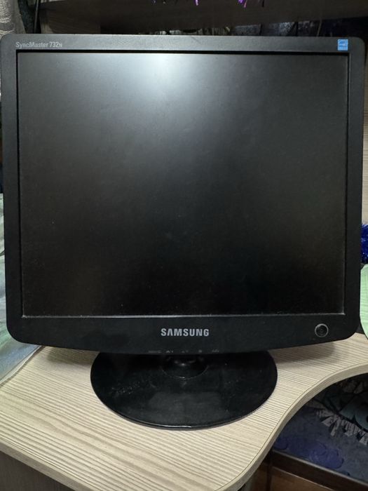 Monitor samsung 17 диагональ