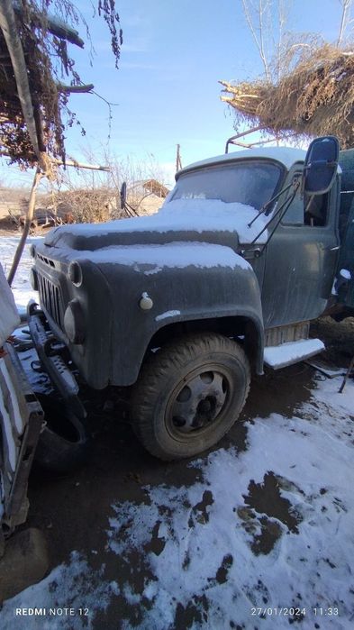 Gaz 52 sotiladi narxi 20 ml kelishamiz