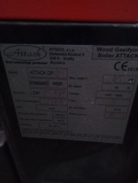 Vând centrală pe lemne cu gazificare Attack