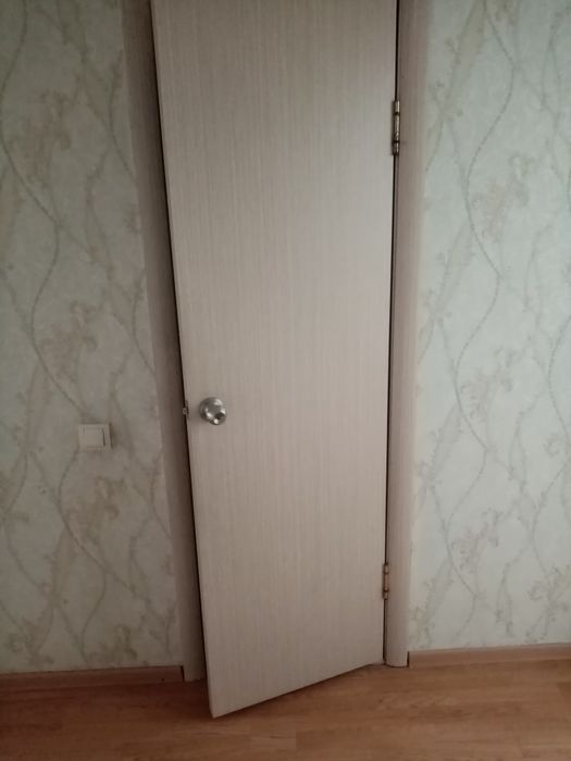 Есік сатылады ...