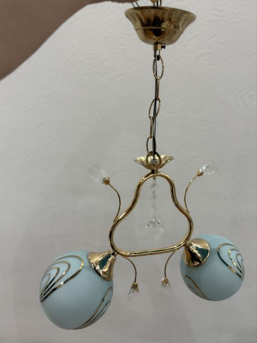 Срочно Продаю лампу люстры