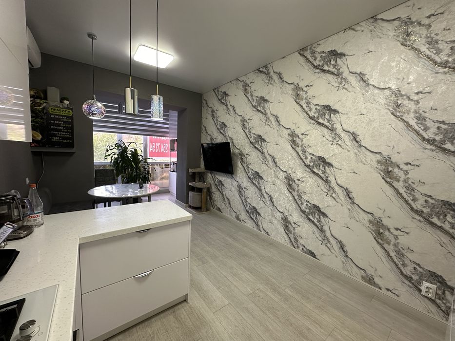 Обмен центр на 2 2х комн центр