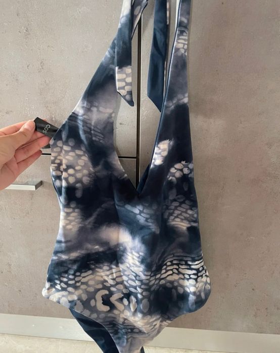 COS SUMMER SWIMWEAR - costum de baie nou-nouț de la COS