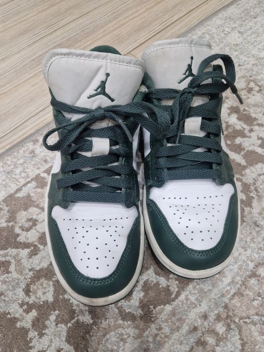 Air Jordan зелёные