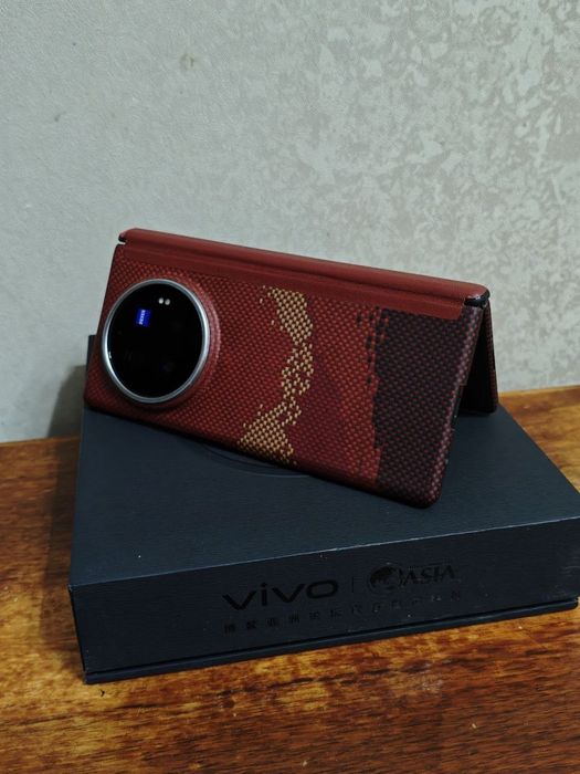 Vivo X Fold3 Pro 512GB в идеальном состоянии
