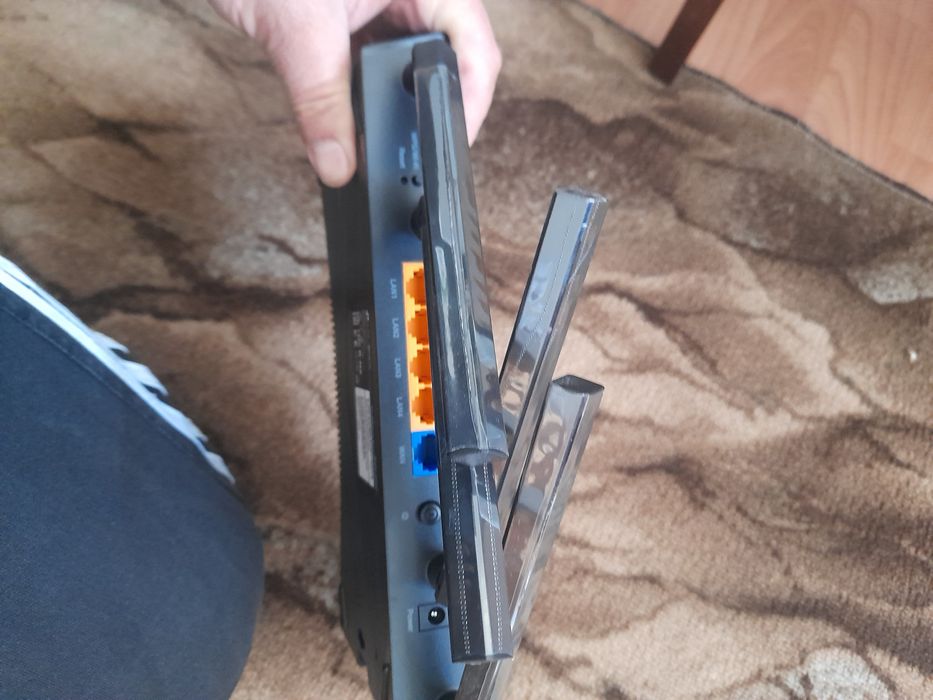 Прадавам   рутер